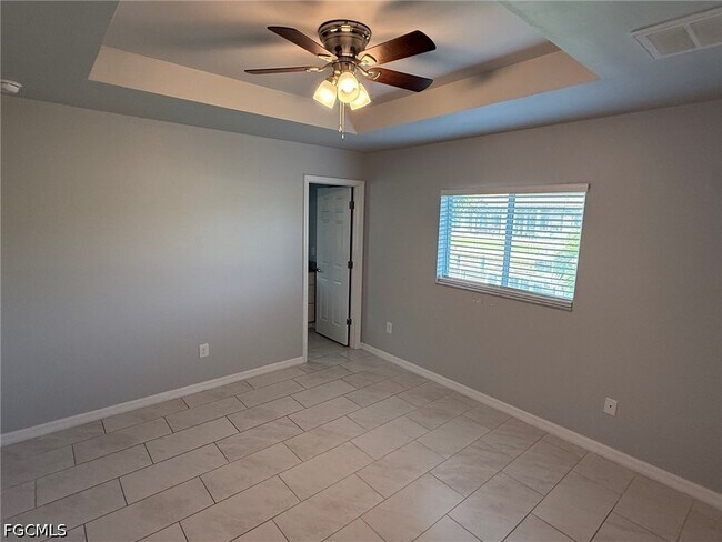 Building Photo - 3536 SW 17th Ave