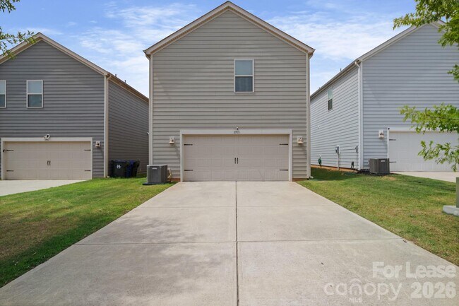 Building Photo - 11913 Silverheel Ln