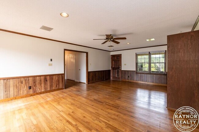 Building Photo - 2198 NC-561