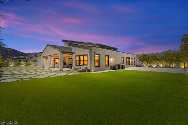 Building Photo - 4315 N Dapple Gray Rd