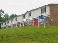 Building Photo - 2405 E Florida St