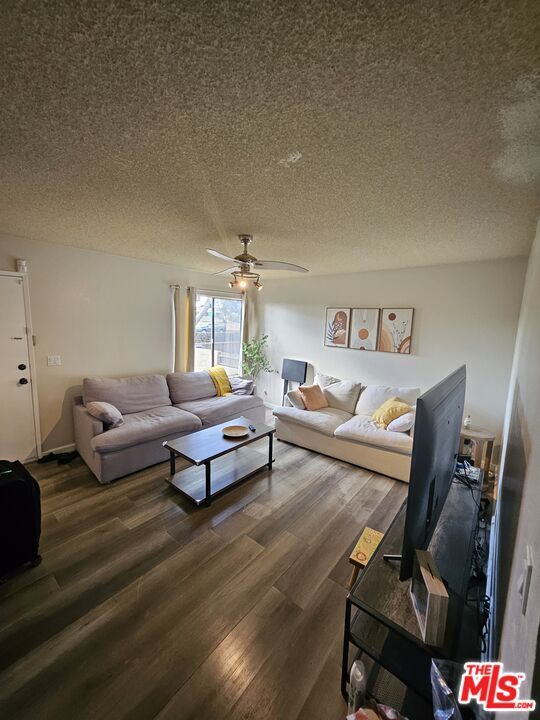 Building Photo - 21605 Villa Pacifica Cir