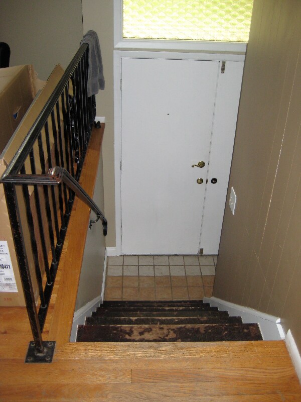 Building Photo - 1121 Ponderosa Dr