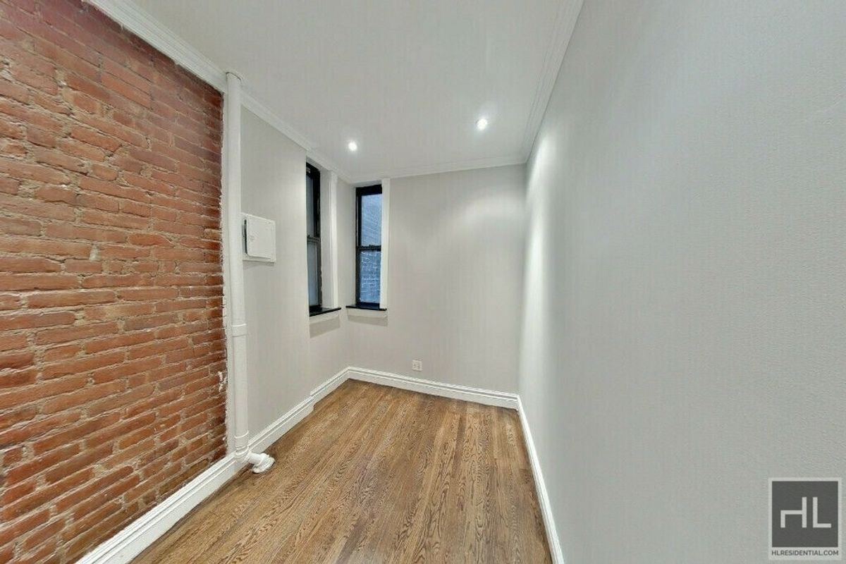 Building Photo - East 23rd Street