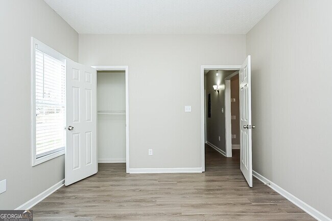 Building Photo - 4060 Springvale Way