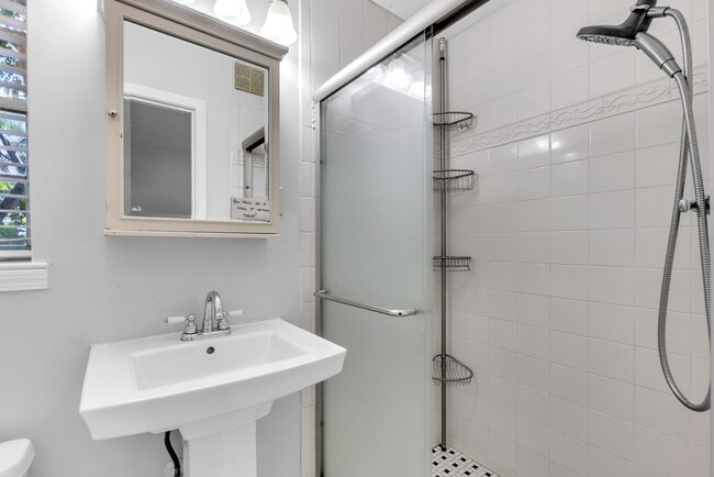 Building Photo - 1130 Wheaton St