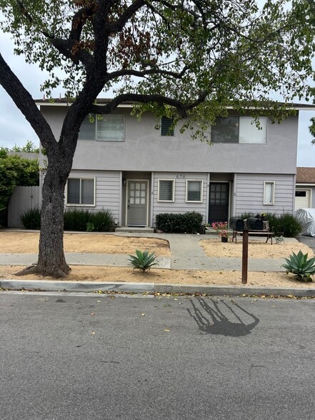 Building Photo - 678 Ferrara Way