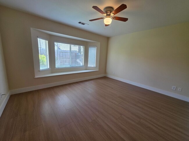 Building Photo - 444 N Tommy St