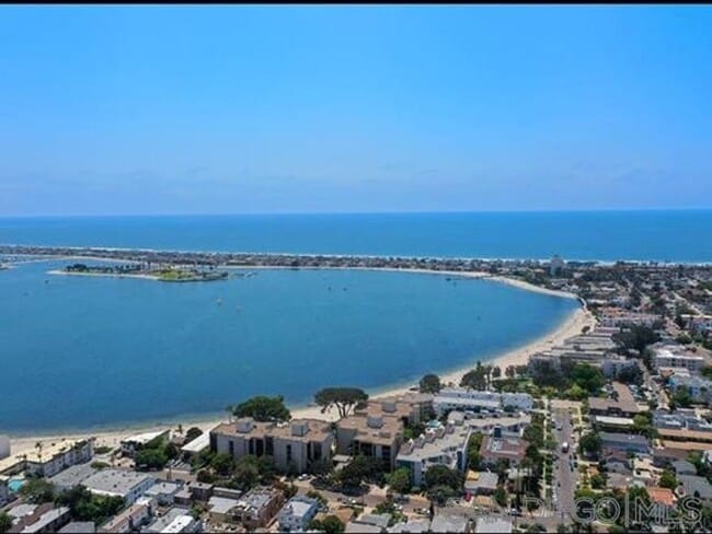 Building Photo - Ground level 2 bedroom, 2 bath in Bayfront...