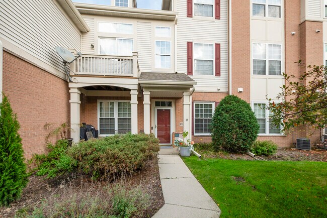 Primary Photo - 8120 Concord Ln
