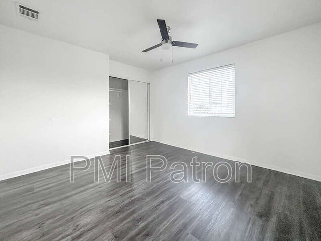 Building Photo - 11613 209th St