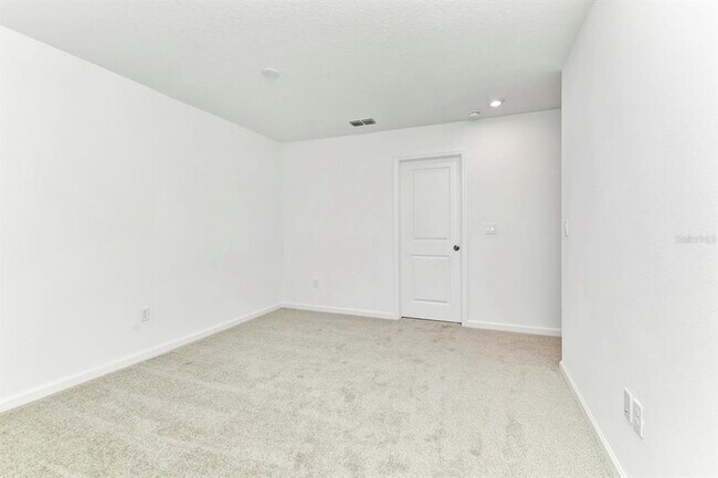Building Photo - 11511 Sunsail Ave
