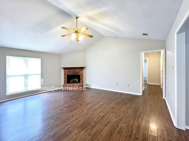 Building Photo - 10157 Riggan Dr