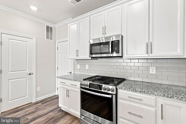 Building Photo - 20704 Wood Quay Dr
