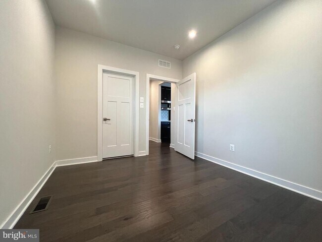 Building Photo - 14621 Bentley Park Dr