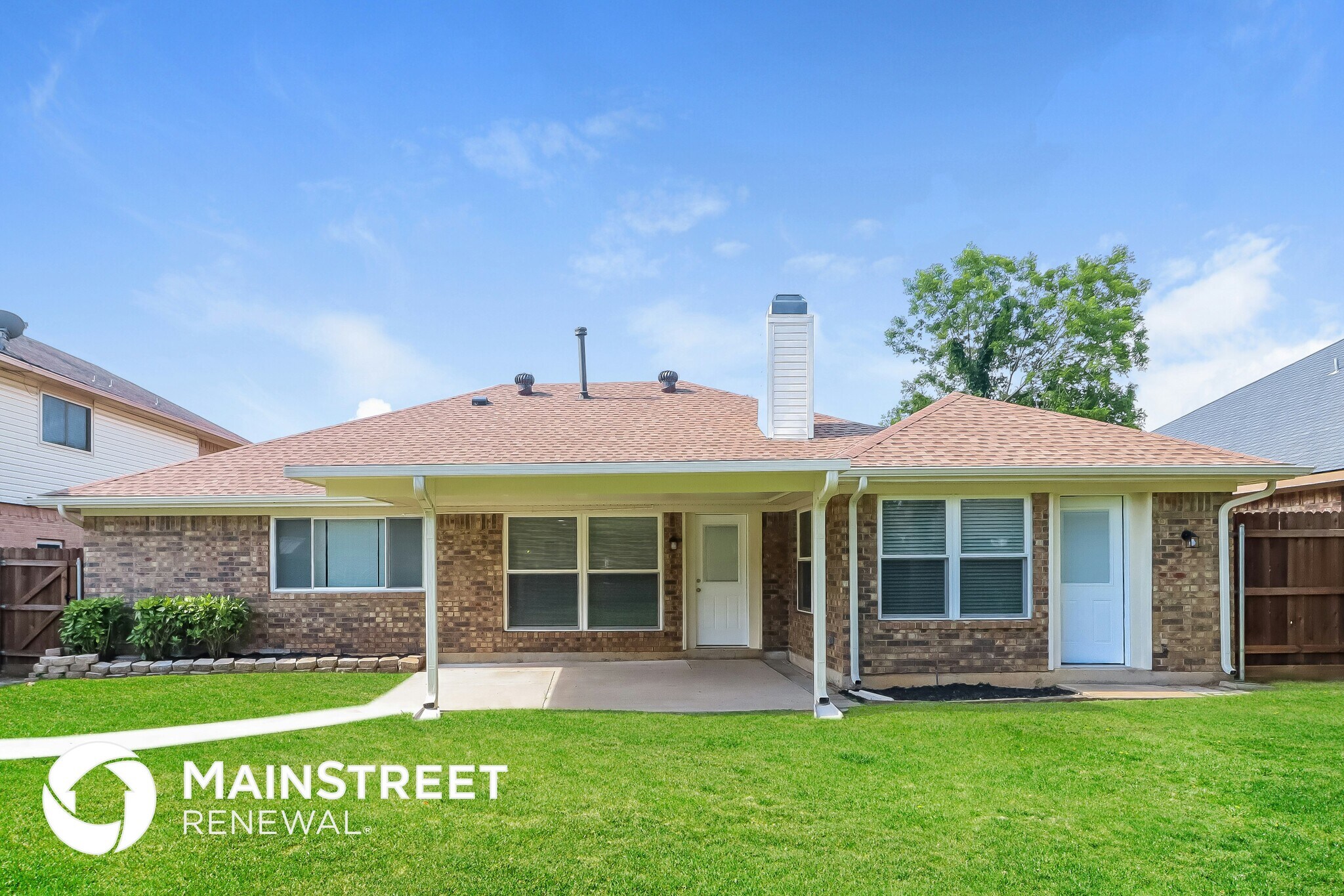 Building Photo - 4003 Bradley Ln