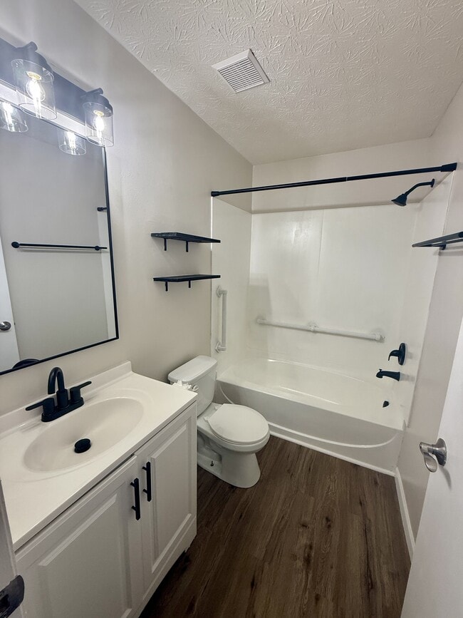 Building Photo - 4681 Grandover Dr