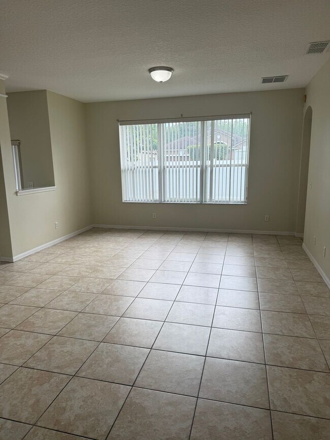 Building Photo - Chickasaw Place 3 Bedroom +Office or 4th B...