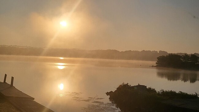 Primary Photo - 18 Sawdy Pond Ave