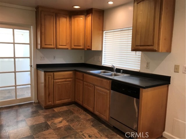 Building Photo - 845 3rd St