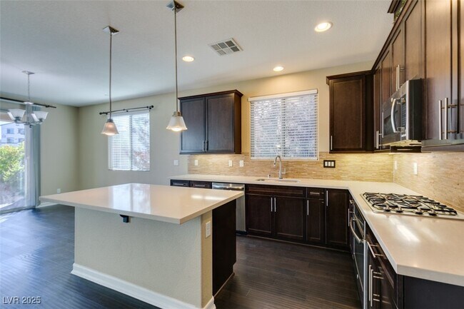 Building Photo - 1441 Brushback Ave