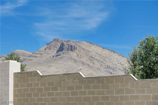 Building Photo - 12470 Madison Pk Pl
