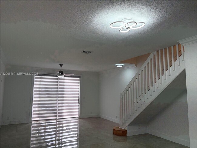 Building Photo - 2578 Cordoba Bend
