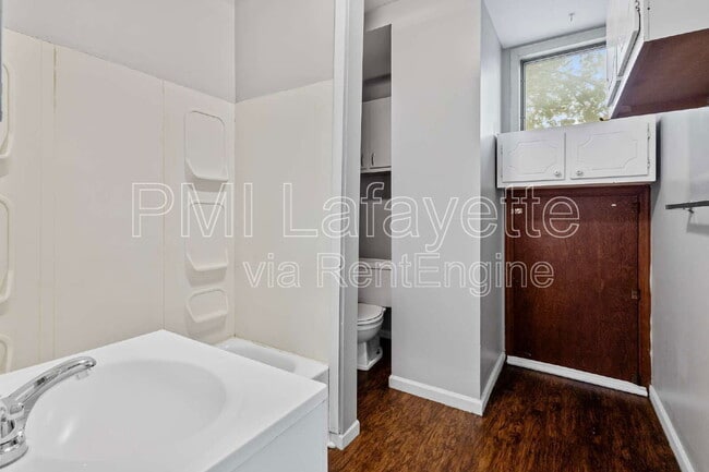 Building Photo - 1714 Meharry St