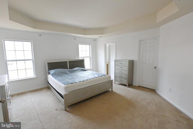 Building Photo - 101 Goldenrod Ln