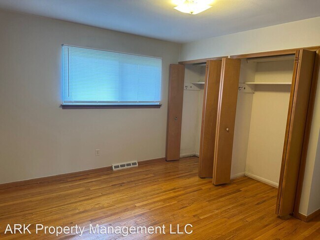 Building Photo - 3 br, 1.5 bath House - 29219 Ohmer