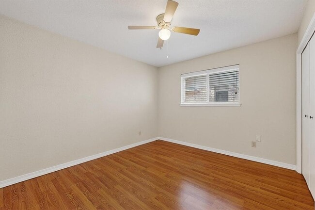 Building Photo - 5300 Honey Dew Terrace