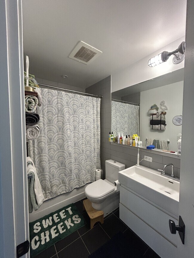 Building Photo - 2030 8th St NW