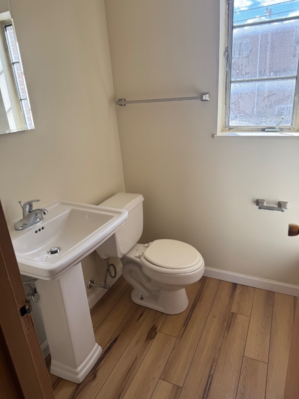 Building Photo - 1014 S Pugh St