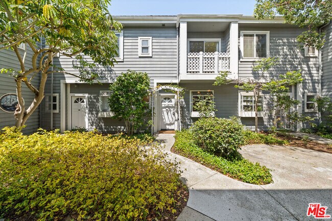 Building Photo - 8500 Falmouth Ave