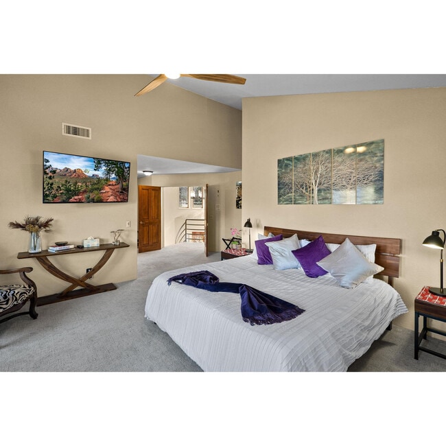 Building Photo - 77 Wild Horse Mesa Dr