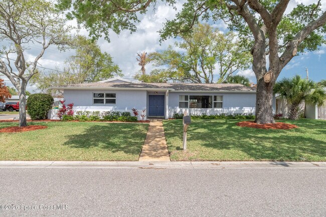 Building Photo - 490 Park Ave