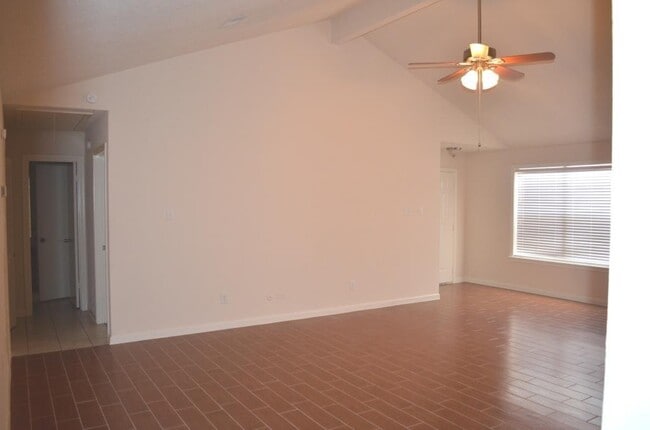 Building Photo - 2439 Colton Hollow Dr
