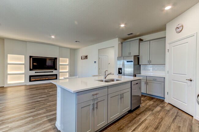 Building Photo - 339 Barebow Ln