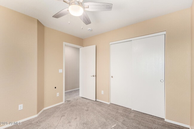 Building Photo - 7230 E Knoll St