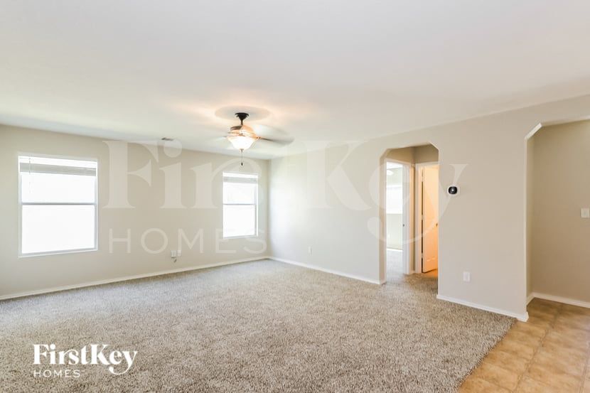 Building Photo - 114 Prato Palma