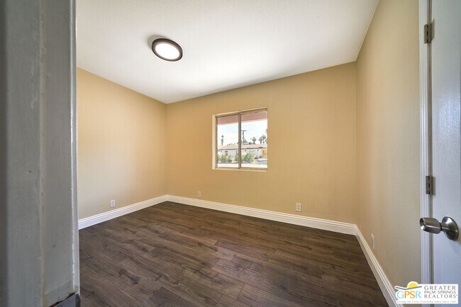 Building Photo - 51311 Avenida Velasco