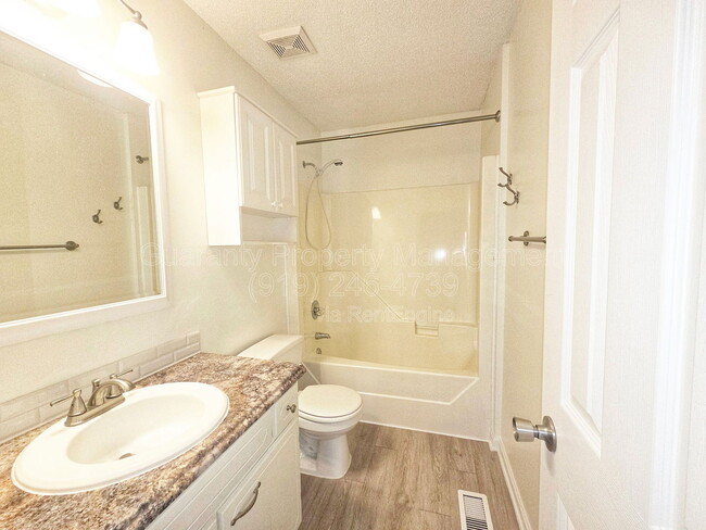 Building Photo - 608 Bayleaf Cir