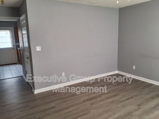 Building Photo - 1107 Northridge Dr