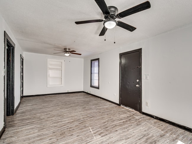 Building Photo - 5810 NW 41st St