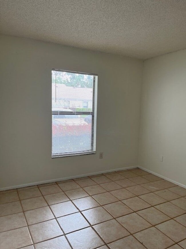 Building Photo - **Goldenrod Villas of Winter Park- 3/2 Vil...