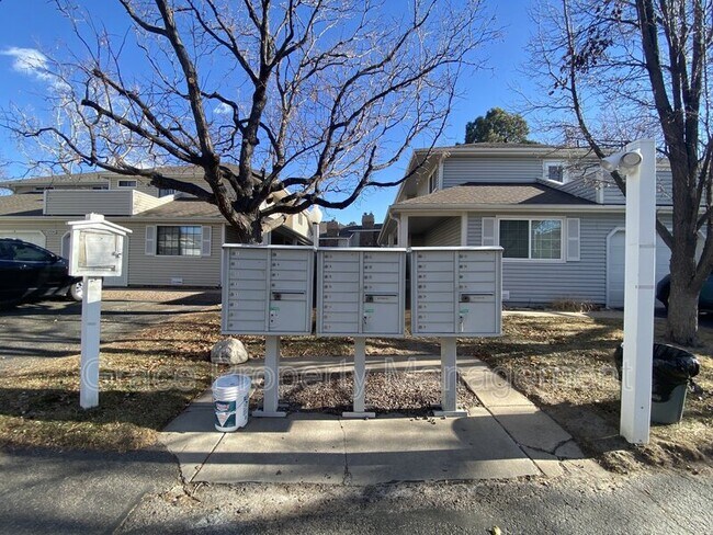 Building Photo - 12430 E Pacific Cir