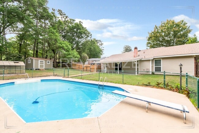 Building Photo - 1724 Rustic Wood Ct