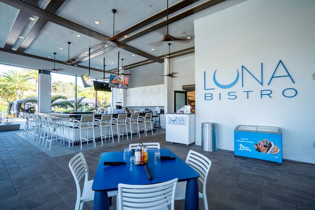 Building Photo - 17081 Five Waters Ave