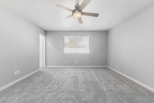 Building Photo - 1340 E Garnet Cir