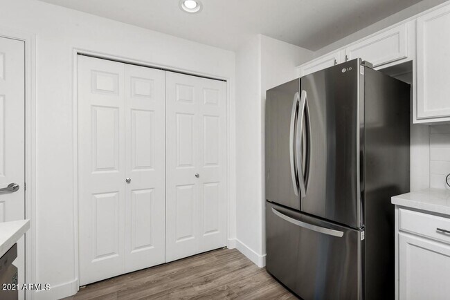 Building Photo - 20121 N 76th St